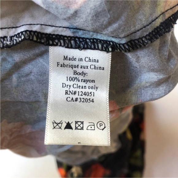 Anthropologie The Odells Floral V-Neck Top Blouse - Picture 8 of 9